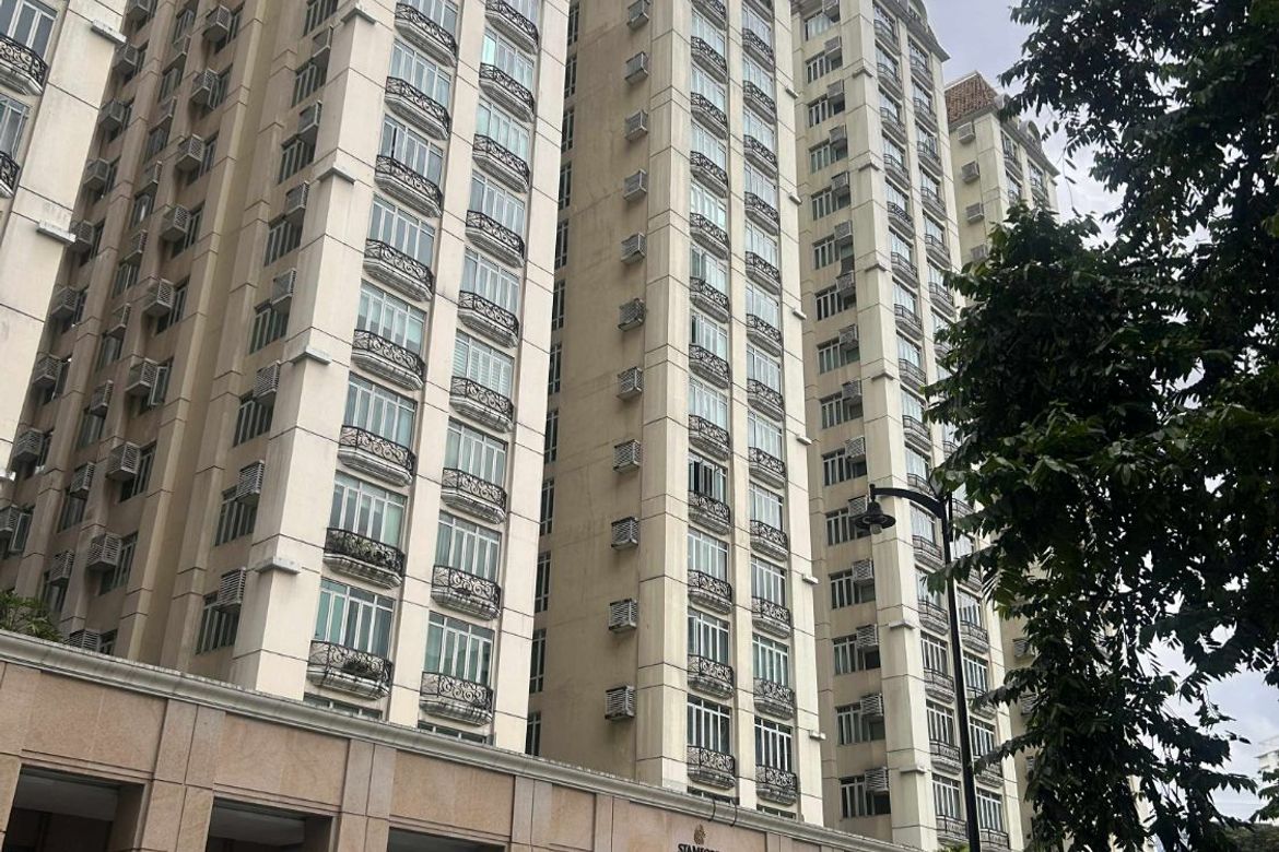 Condo for Sale in Stamford Executive Residences, Bagong Tanyag, Taguig, Metro Manila – photo 4