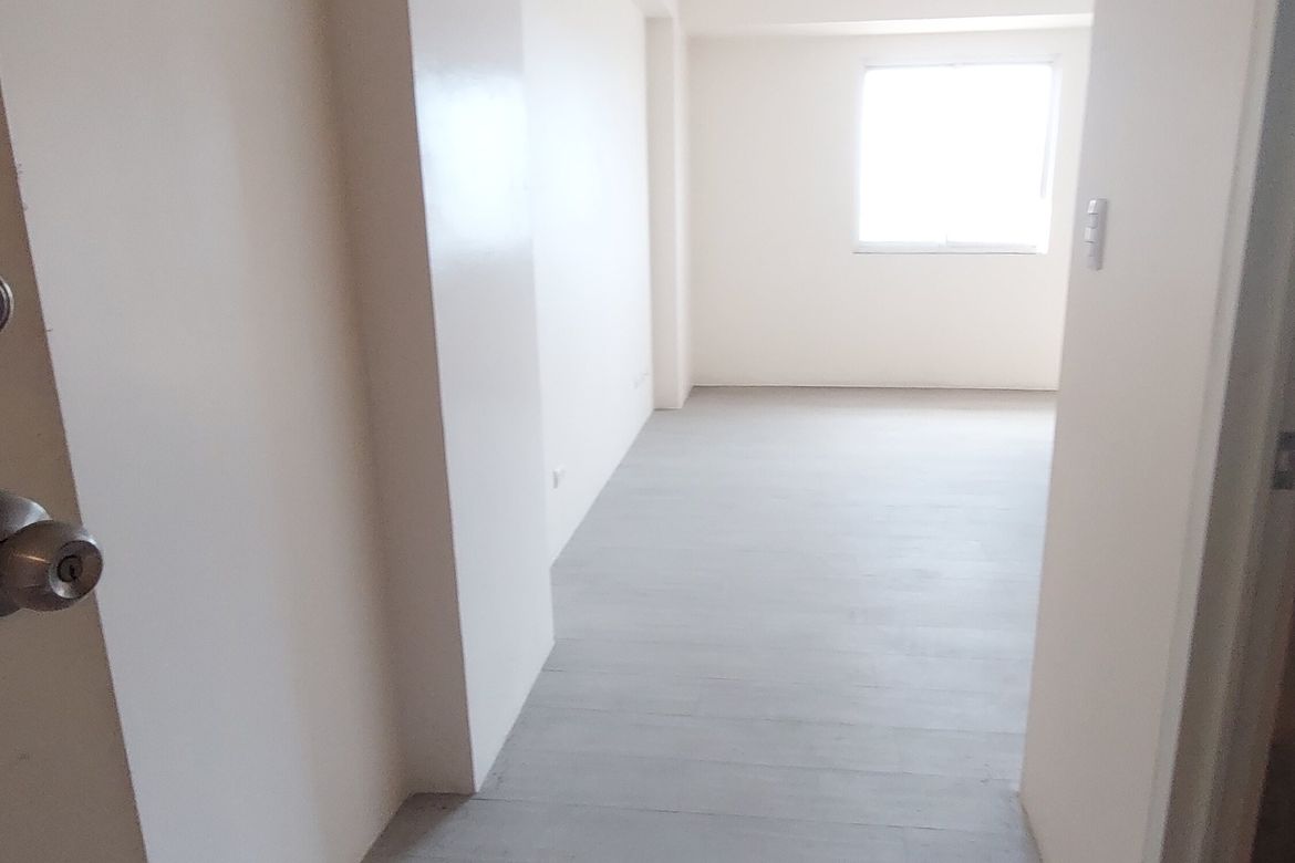 Condo for Sale in Sun Valley, Parañaque, Metro Manila – photo 4