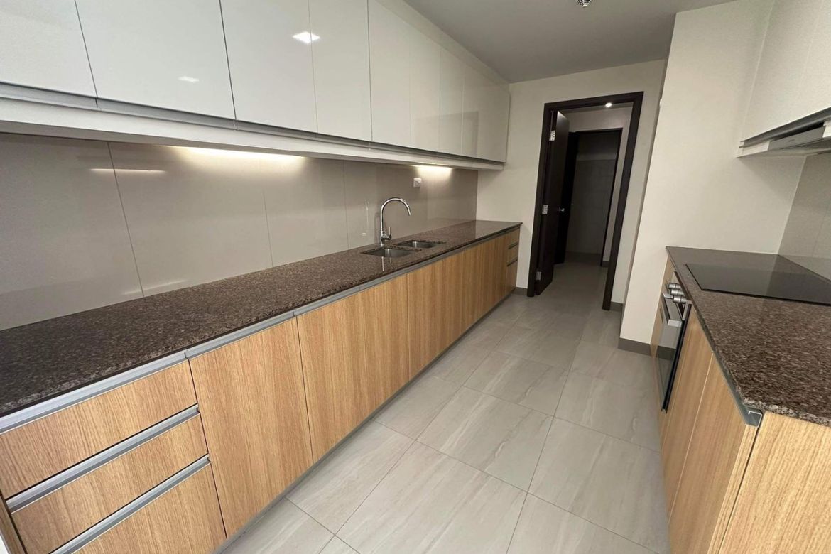 Condo for Sale in Tambo, Parañaque, Metro Manila – photo 4
