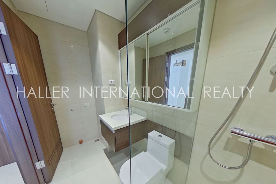 Condo for Sale in Tambuli Seaside Living, Mactan, Lapu-Lapu, Cebu – photo 2