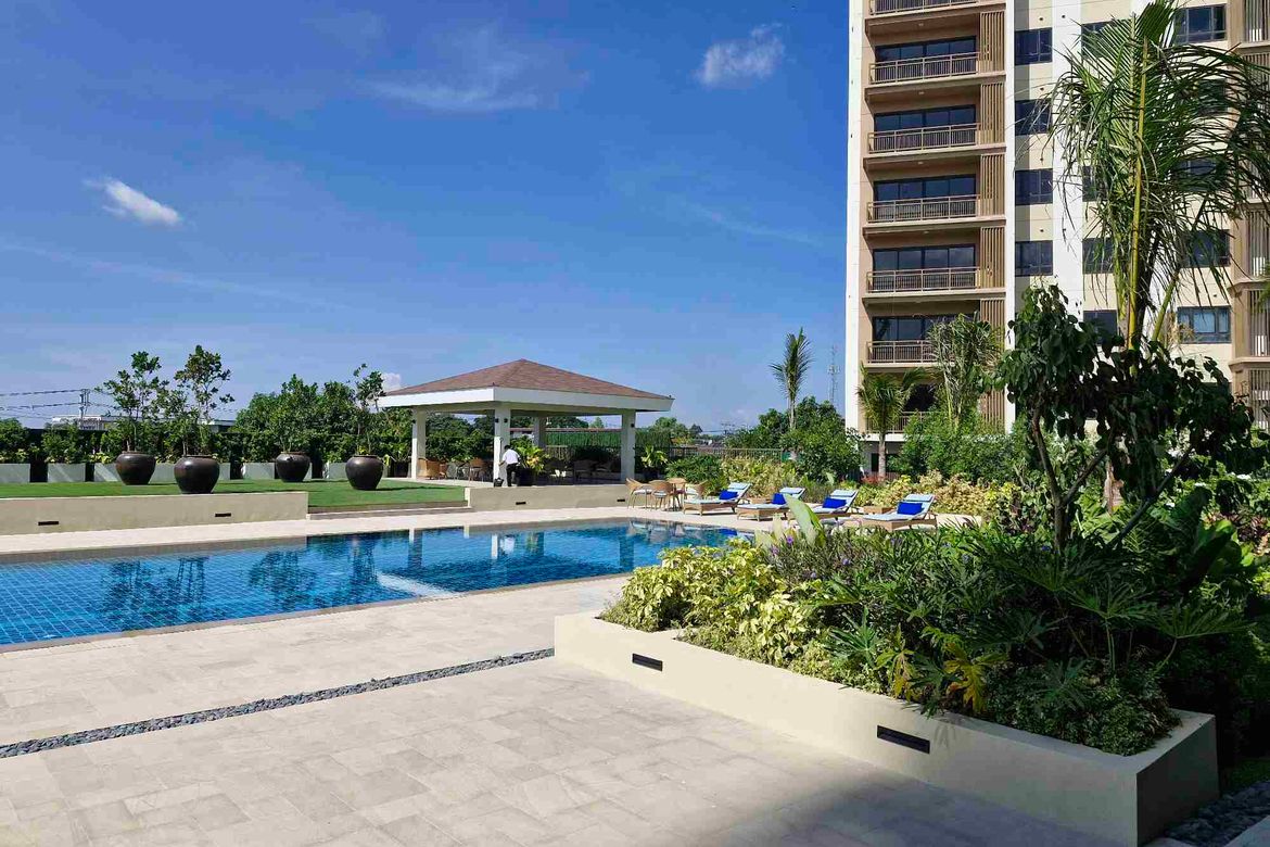 Condo for Sale in The Bencab at Rockwell Center Nepo, Cutcut, Angeles, Pampanga – photo 2