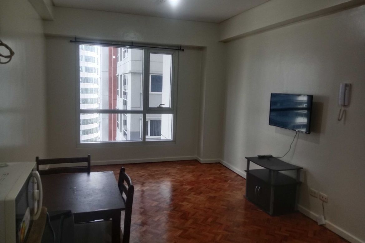 Condo for Sale in The Columns at Ayala Avenue, Bel-Air, Makati City – photo 5