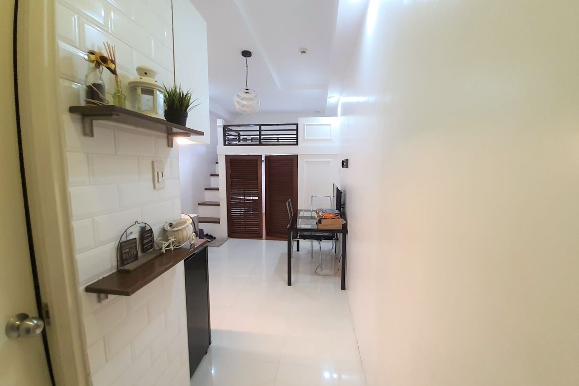 Condo for Sale in The Pearl Place, San Antonio, Pasig, Metro Manila near MRT-3 Shaw Boulevard – photo 6