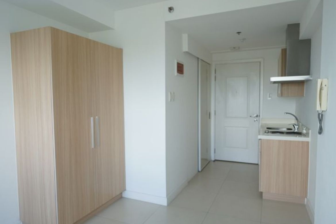 Condo for Sale in The Residences at Commonwealth Quezon City, Batasan Hills, Quezon City, Metro Manila – photo 7