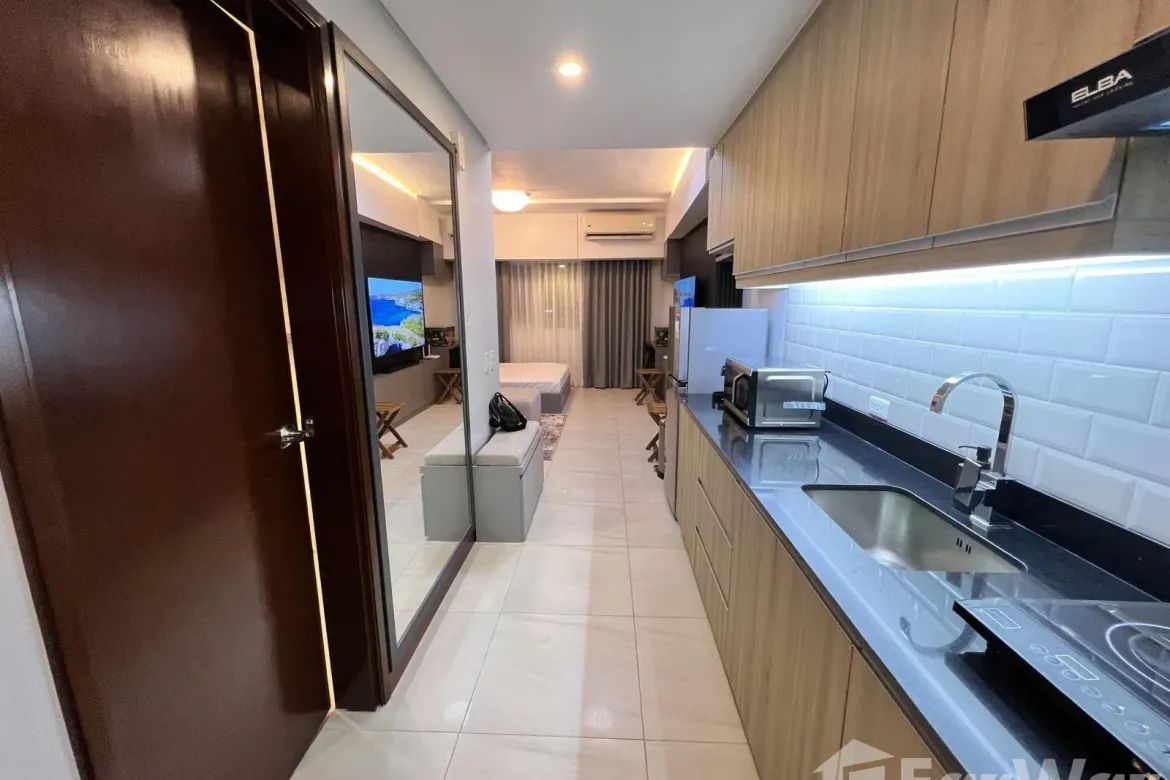 Condo for Sale in The Royalton, Oranbo, Pasig, Metro Manila – photo 2