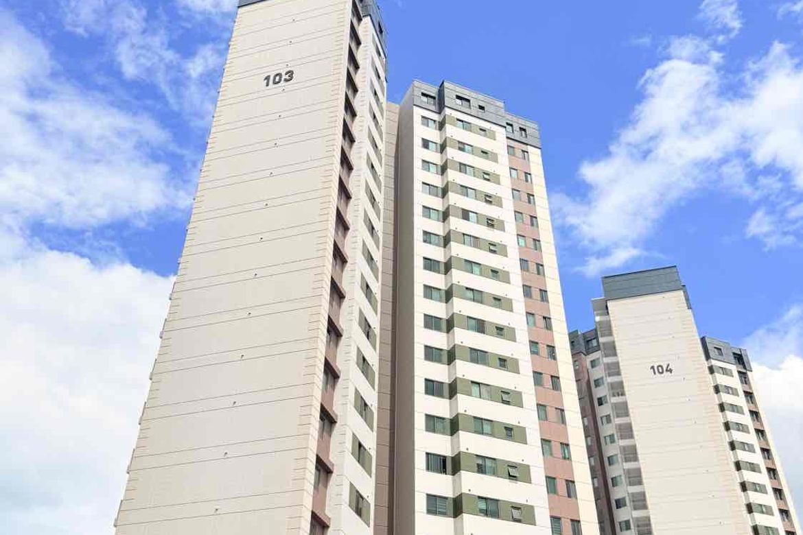 Condo for Sale in The Sharp Clark Hills, Balibago, Angeles, Pampanga