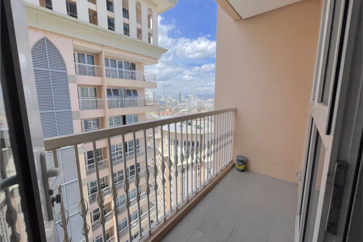 Condo for Sale in The Venice Luxury Residences, McKinley Hill, Taguig, Metro Manila – photo 2
