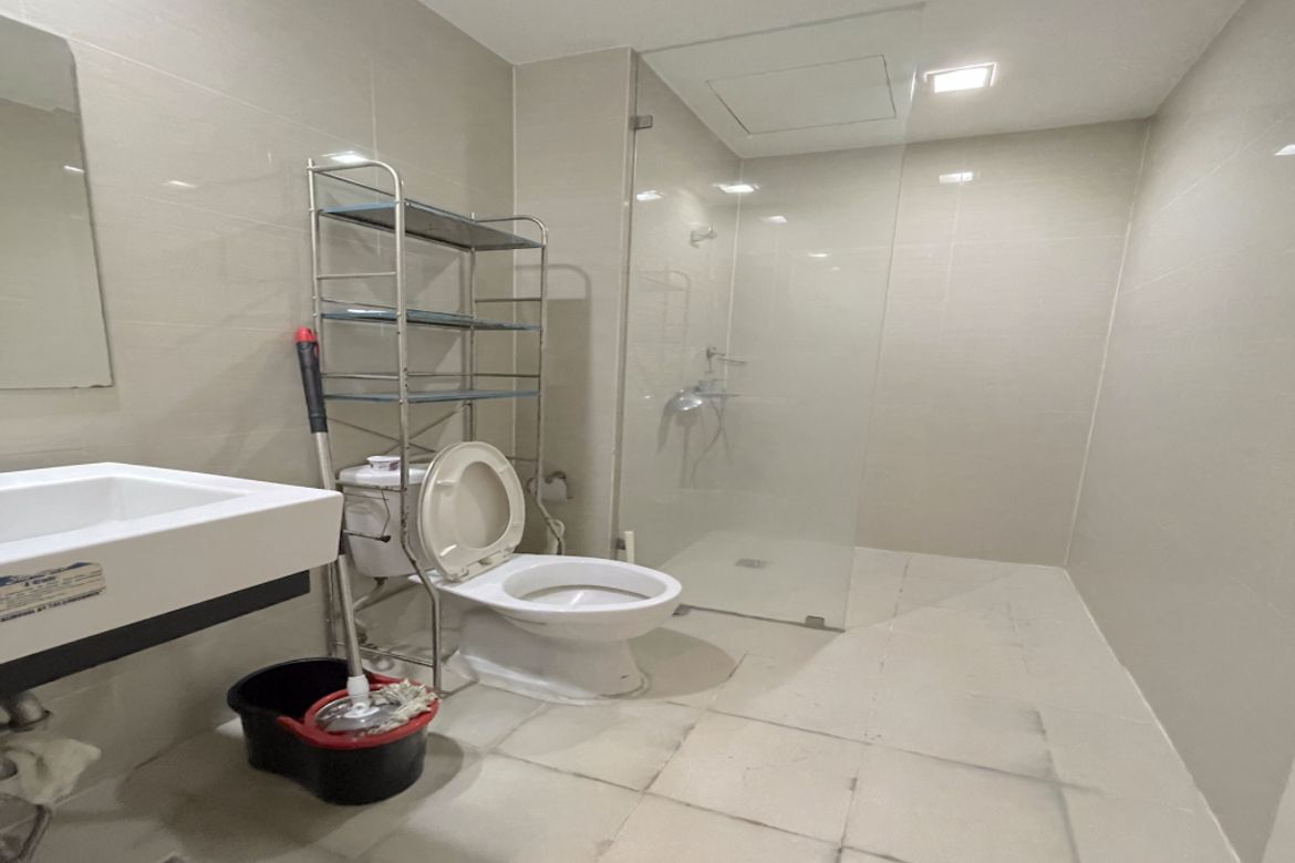 Condo for Sale in The Venice Luxury Residences, McKinley Hill, Taguig, Metro Manila – photo 4