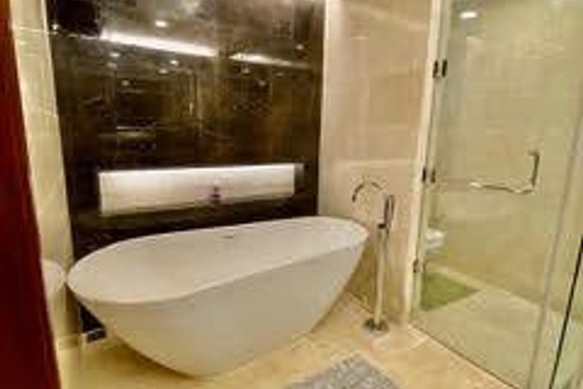 Condo for Sale in Two Roxas Triangle, Bel-Air, Makati City – photo 11