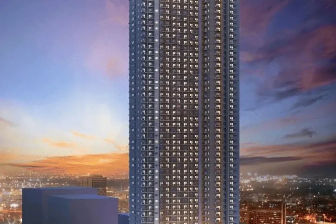 Condo for Sale in Vion Tower, Magallanes, Makati City near MRT-3 Magallanes