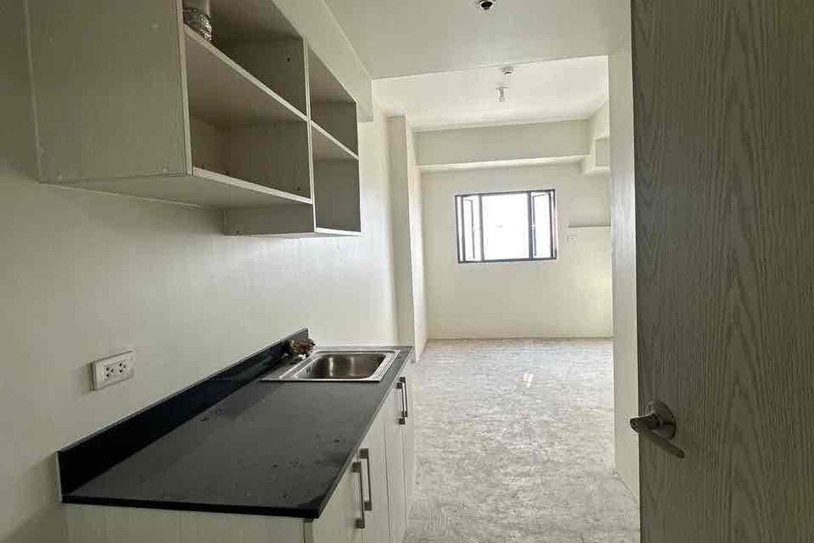 Condo for Sale in Vista 309 Katipunan, Loyola Heights, Quezon City, Metro Manila near LRT-2 Katipunan