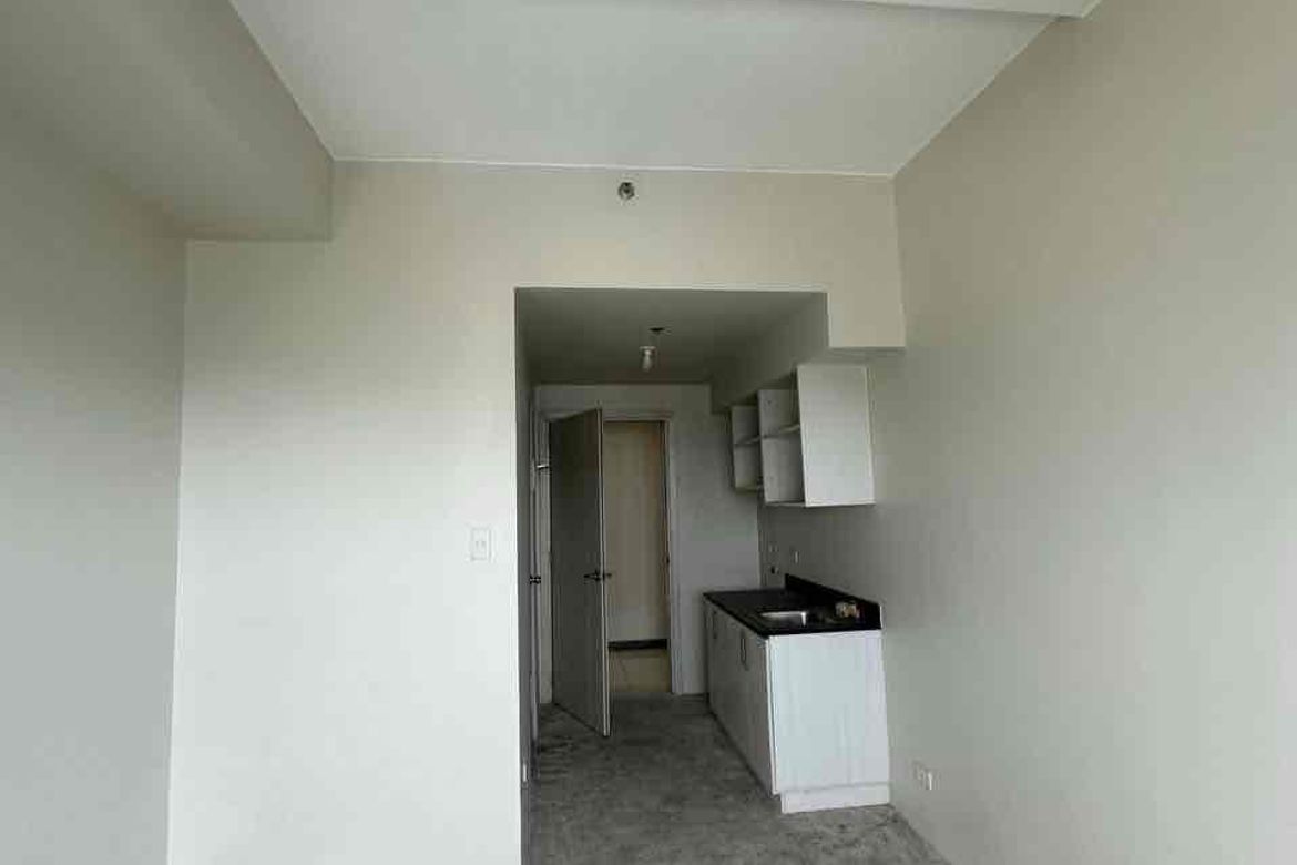 Condo for Sale in Vista 309 Katipunan, Loyola Heights, Quezon City, Metro Manila near LRT-2 Katipunan – photo 4