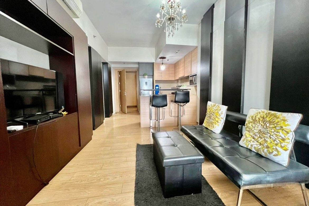 Condo for Sale in Wack-Wack Greenhills, Mandaluyong, Metro Manila near MRT-3 Shaw Boulevard – photo 2