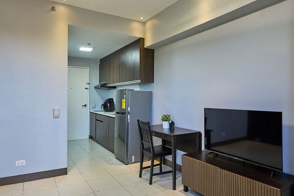 Condo for Sale in Zadia, Don Jose, Santa Rosa, Laguna