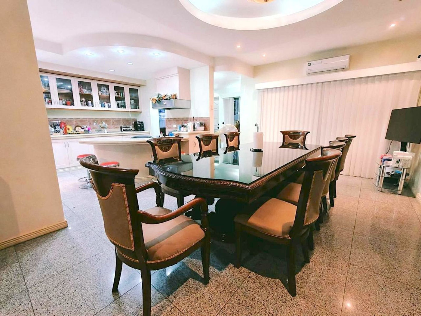Fully Furnished 4-Bedroom Corner Villa for Sale in South Forbes Villas, Silang, Cavite – photo 7