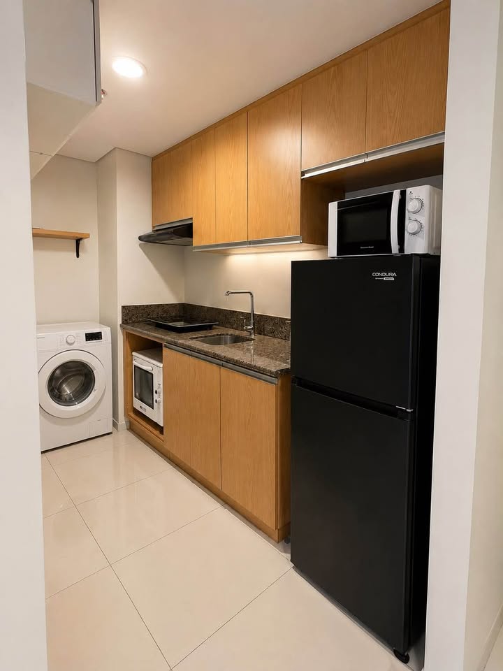 Furnished 1-Bedroom Condo for Sale at Times Square West, BGC – photo 5
