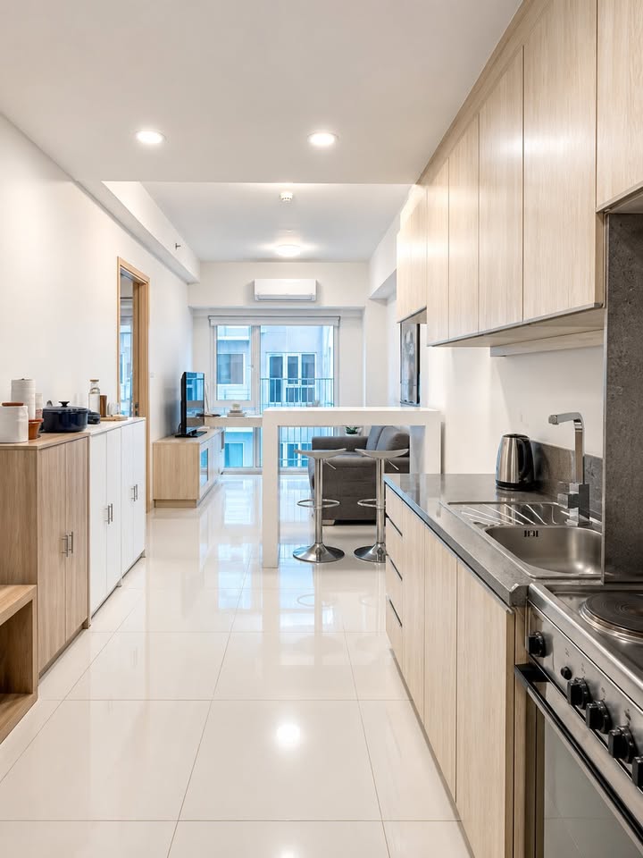 Furnished 1-Bedroom Condo with Parking for Sale at Signa Residences, Makati – photo 2