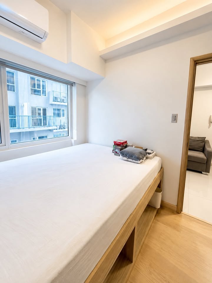 Furnished 1-Bedroom Condo with Parking for Sale at Signa Residences, Makati – photo 3