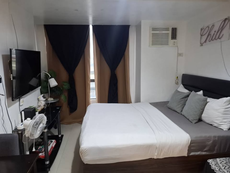 Furnished Studio Condo for Sale at Congressional Town Center, Quezon City – photo 10