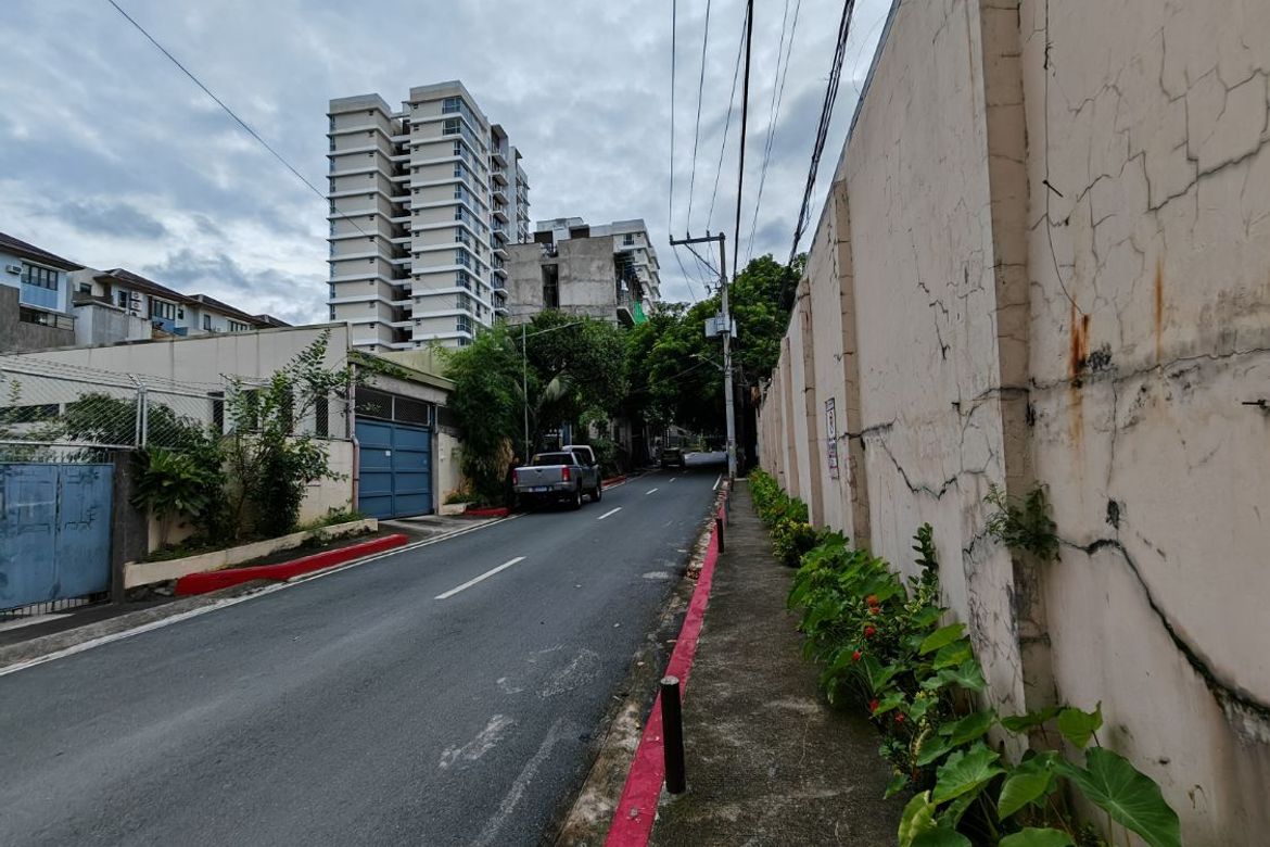 House for Sale in Addition Hills, San Juan, Metro Manila – photo 3