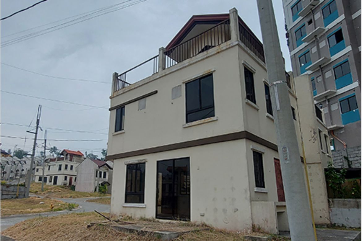 House for Sale in Amuyong, Alfonso, Cavite – photo 2