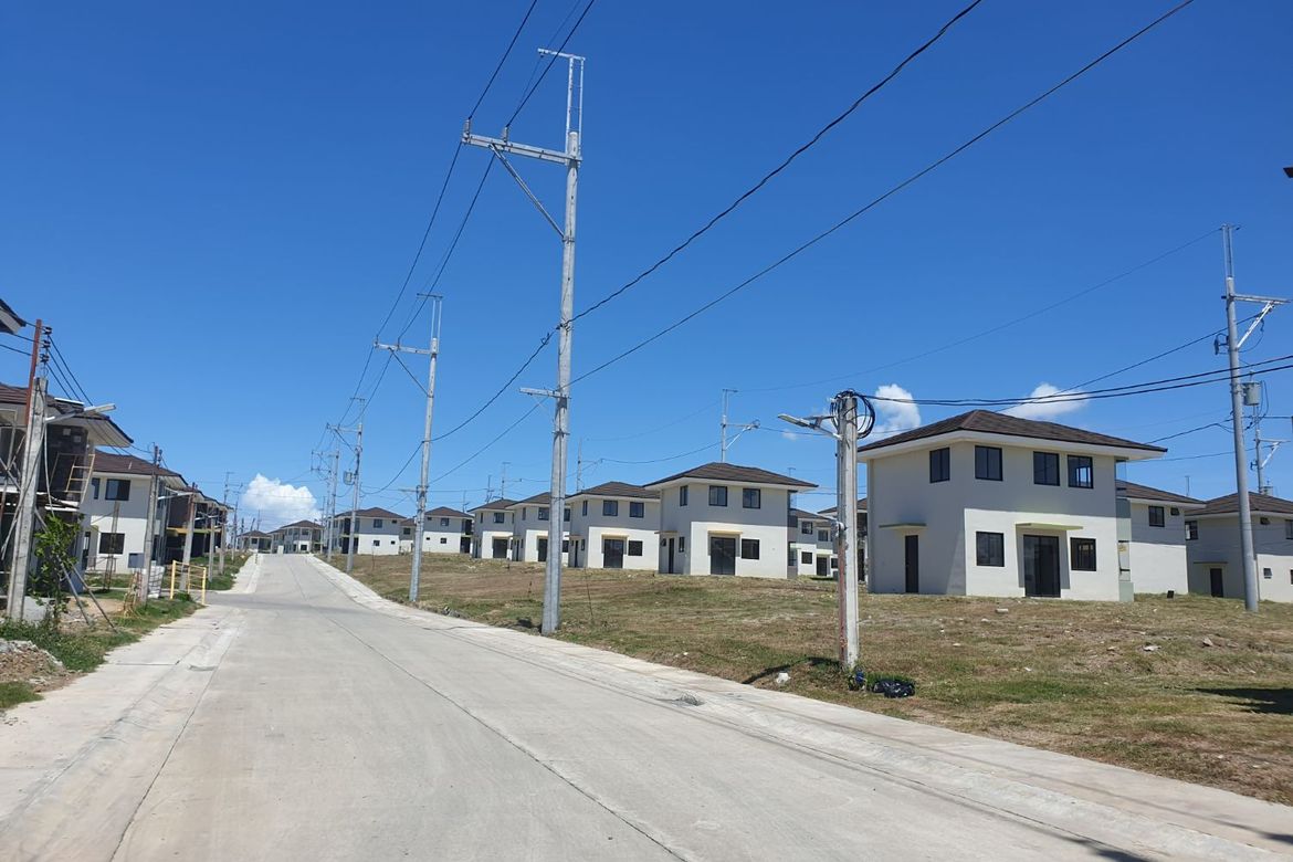 House for Sale in Avida Verra Settings Vermosa, Pasong Buaya II, Imus, Cavite – photo 2