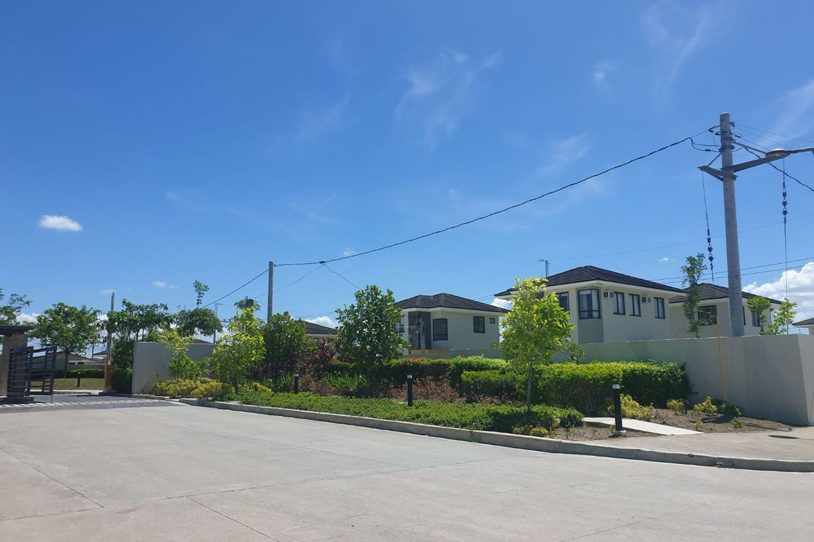 House for Sale in Avida Verra Settings Vermosa, Pasong Buaya II, Imus, Cavite – photo 3