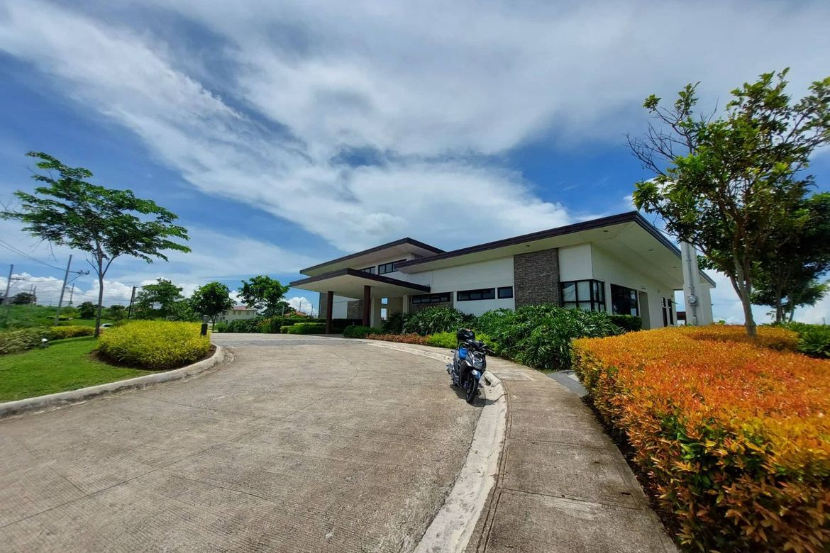 House for Sale in Avida Verra Settings Vermosa, Pasong Buaya II, Imus, Cavite – photo 4