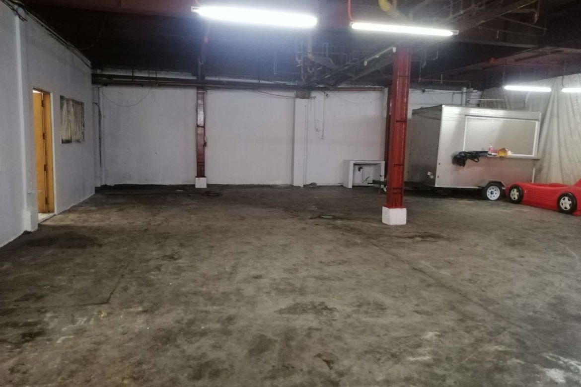 House for Sale in Barangay 109, Caloocan, Metro Manila near LRT-1 5th Avenue
