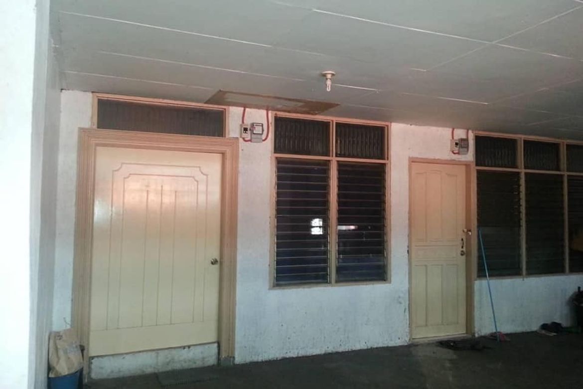 House for Sale in Barangay 166, Pasay, Metro Manila near MRT-3 Taft Avenue – photo 4