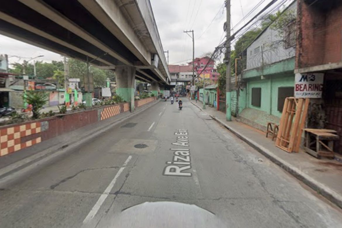 House for Sale in Barangay 39, Caloocan, Metro Manila near LRT-1 R. Papa