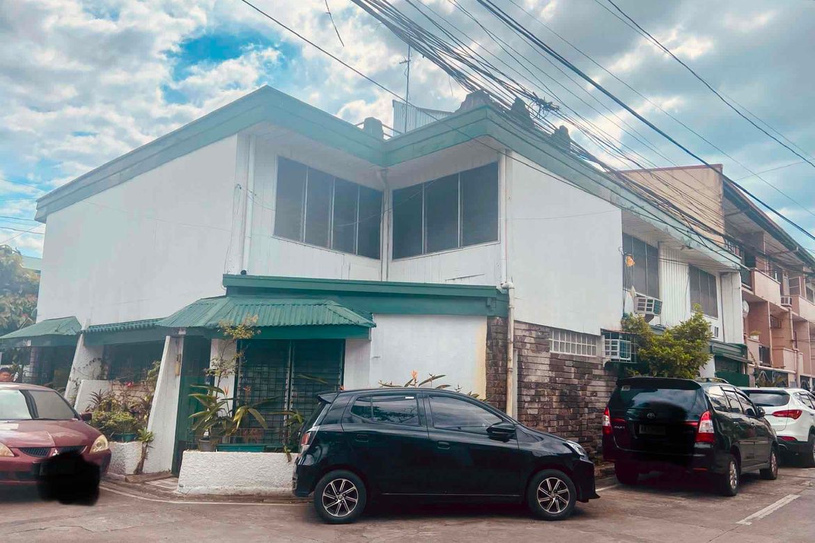 House for Sale in Barangay 70, Pasay, Metro Manila near LRT-1 Libertad – photo 3