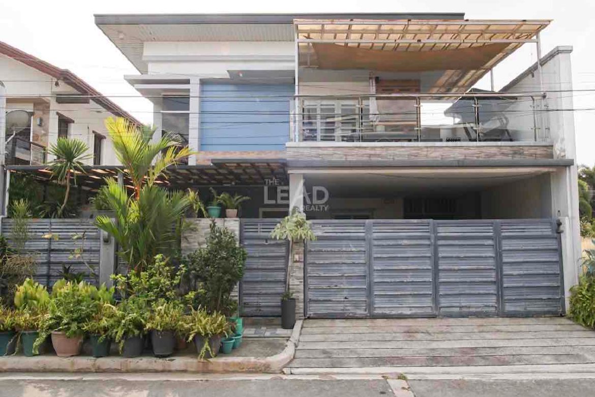 House for Sale in Batasan Hills, Quezon City, Metro Manila