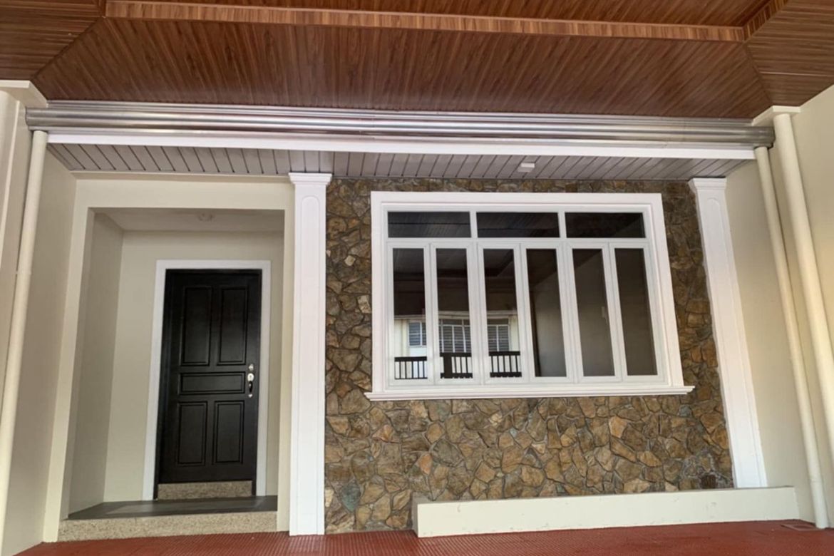House for Sale in Don Bosco, Parañaque, Metro Manila – photo 2