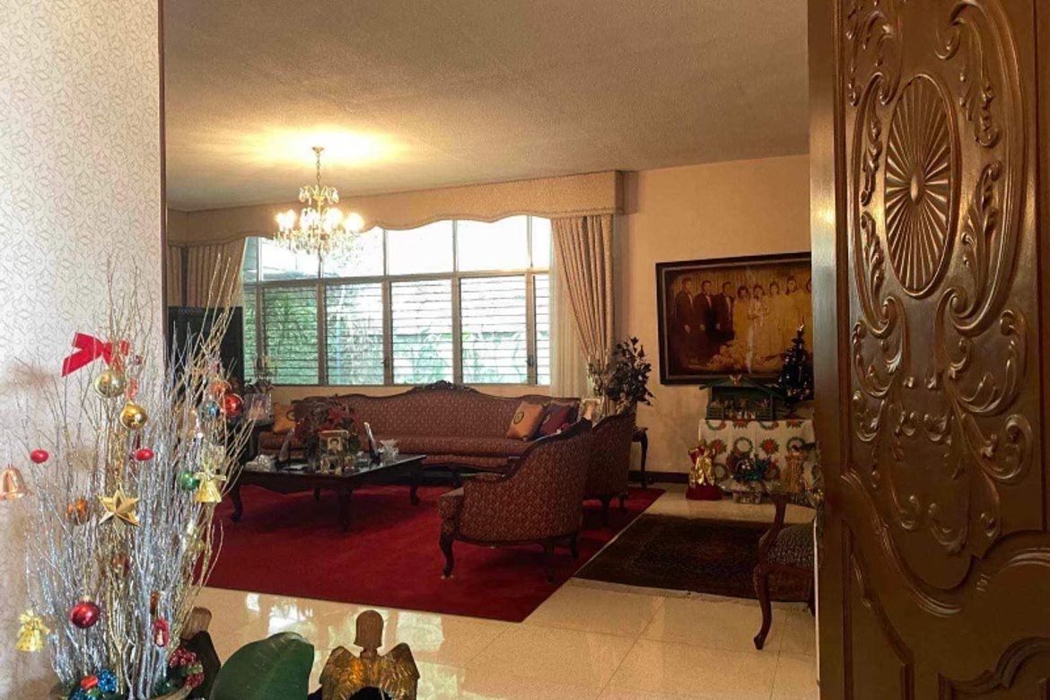 House for Sale in Greenhills, San Juan, Metro Manila near MRT-3 Santolan – photo 3