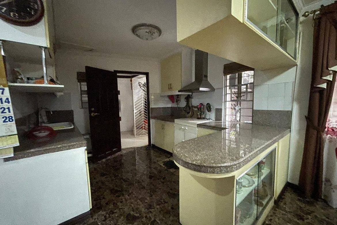 House for Sale in Kapitolyo, Pasig, Metro Manila – photo 3