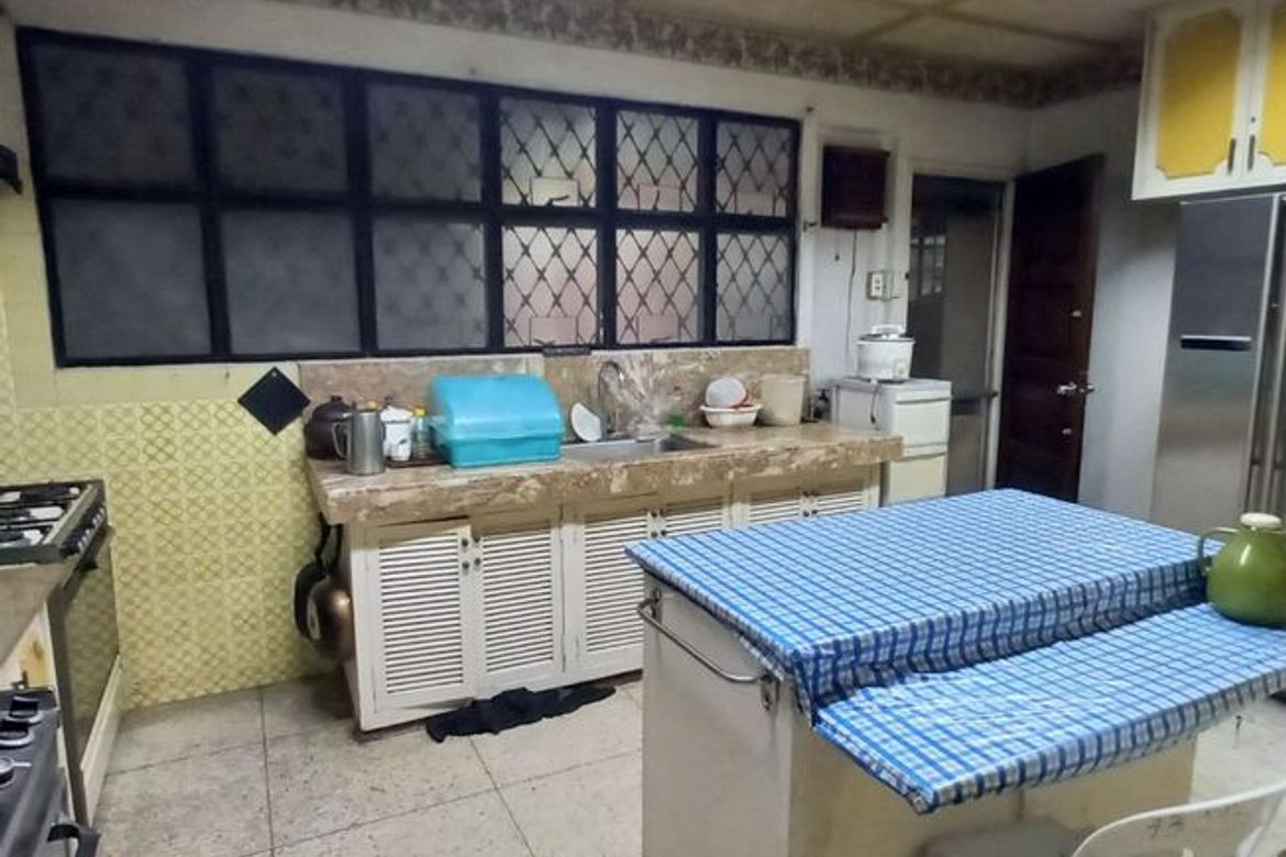 House for Sale in Kapitolyo, Pasig, Metro Manila – photo 5