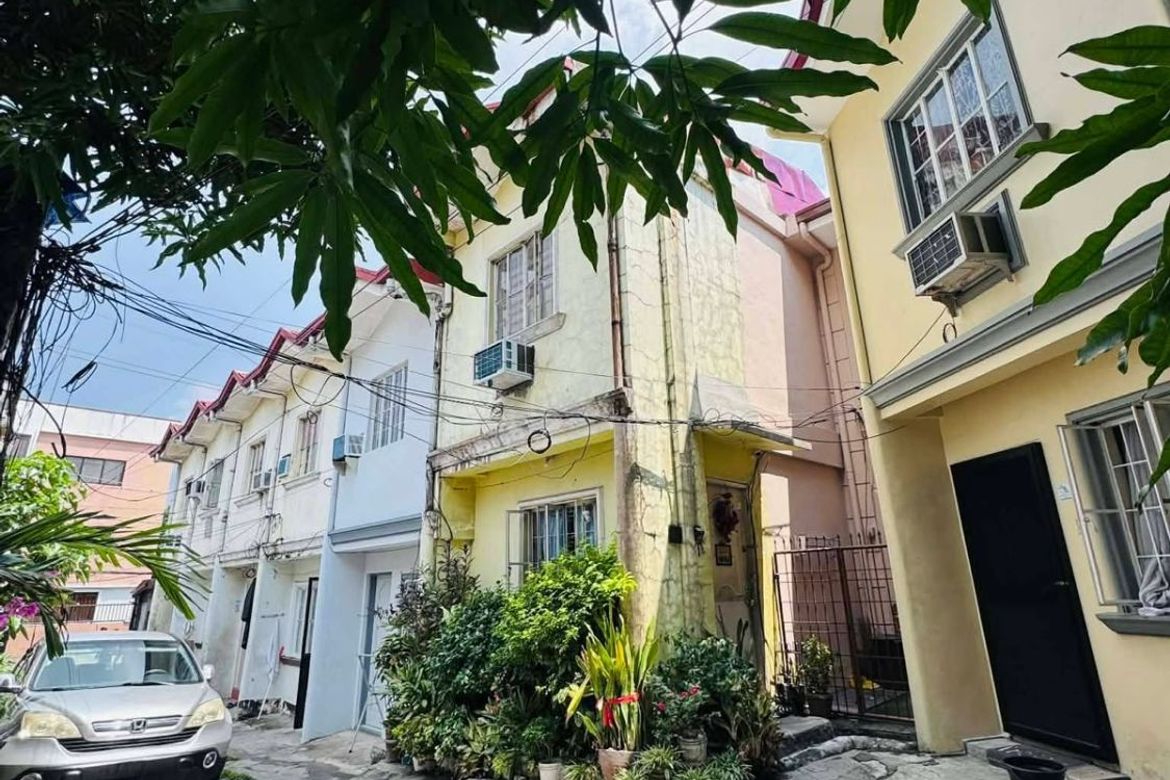 House for Sale in Little Baguio, San Juan, Metro Manila