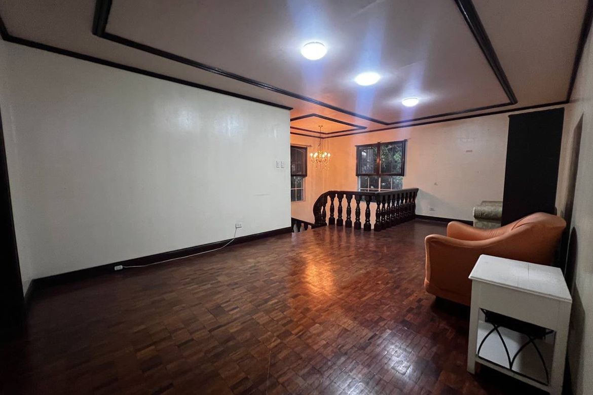 House for Sale in Little Baguio, San Juan, Metro Manila – photo 3