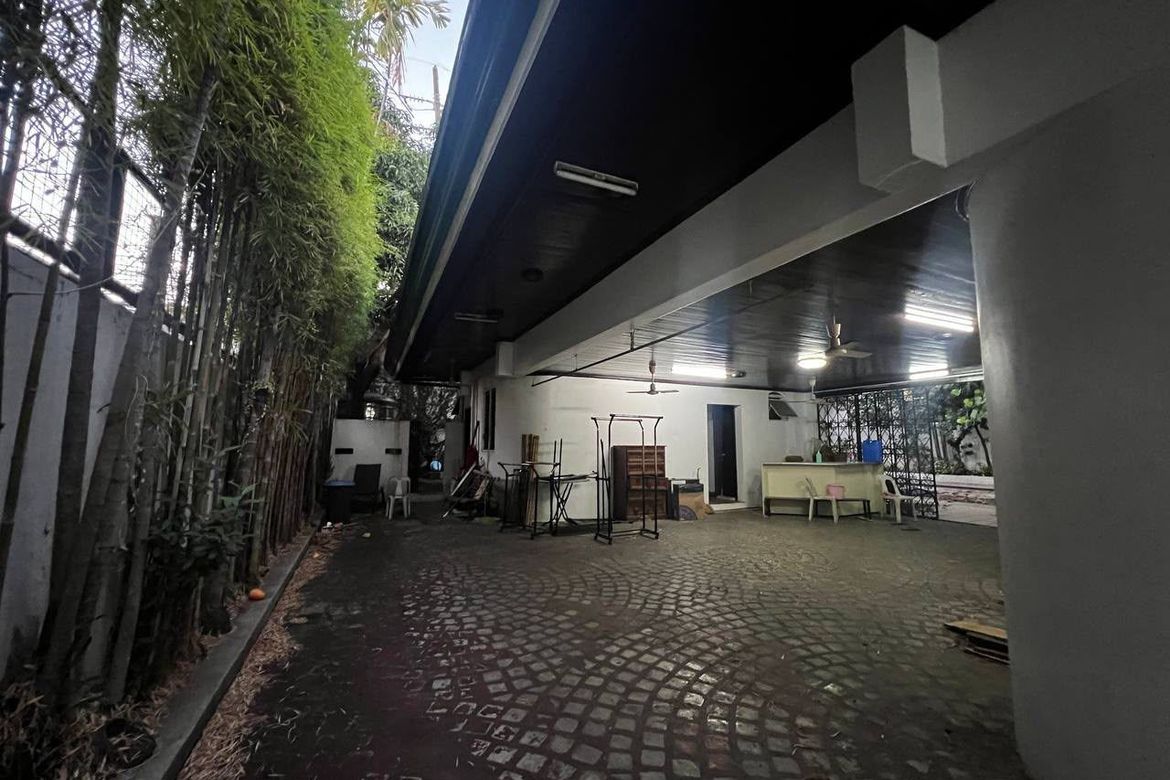 House for Sale in Little Baguio, San Juan, Metro Manila – photo 8