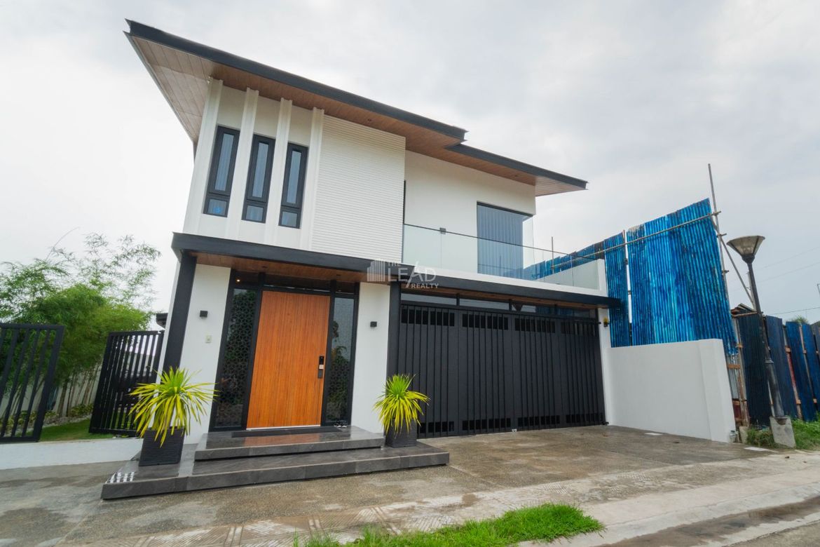 House for Sale in Loma, Biñan, Laguna