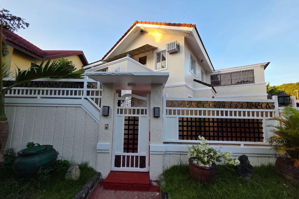 House for Sale in Molino II, Bacoor, Cavite – photo 2