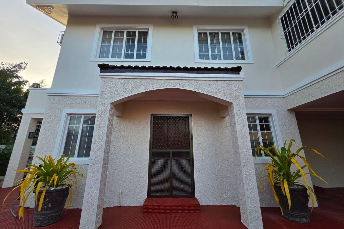 House for Sale in Molino II, Bacoor, Cavite – photo 3