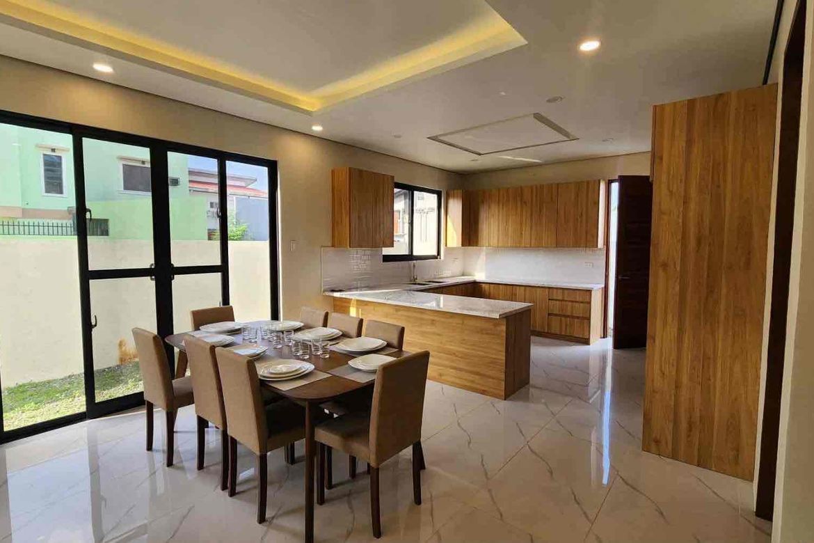House for Sale in Pampang, Angeles, Pampanga – photo 2