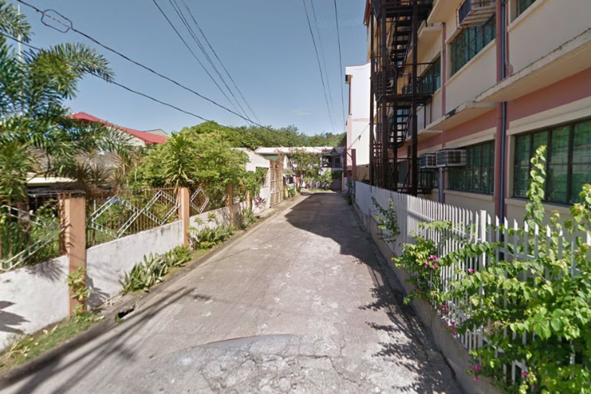 House for Sale in Pansol, Calamba, Laguna – photo 2