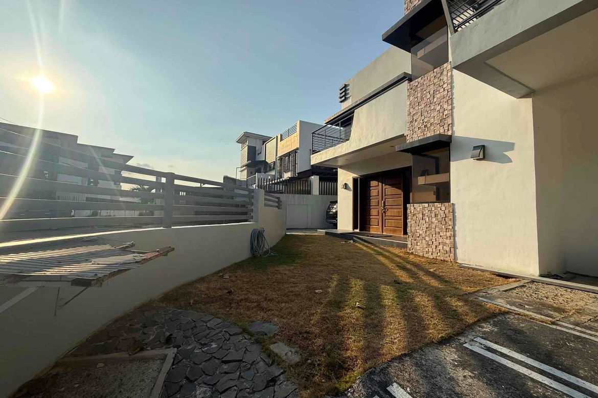 House for Sale in Poblacion Occidental, Consolacion, Cebu – photo 3