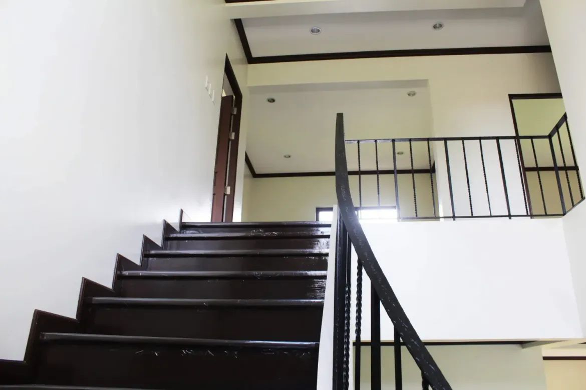 House for Sale in Portofino Heights, Almanza Dos, Las Piñas, Metro Manila – photo 8