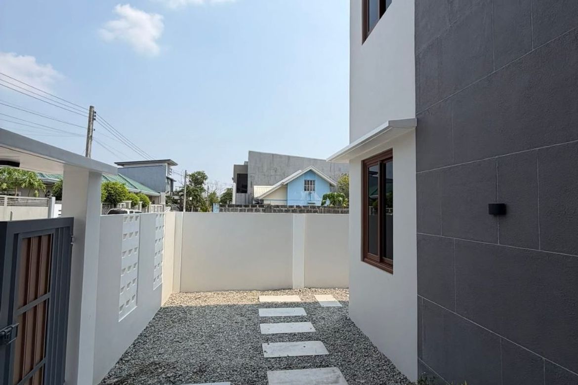 House for Sale in Pulung Maragul, Angeles, Pampanga – photo 2