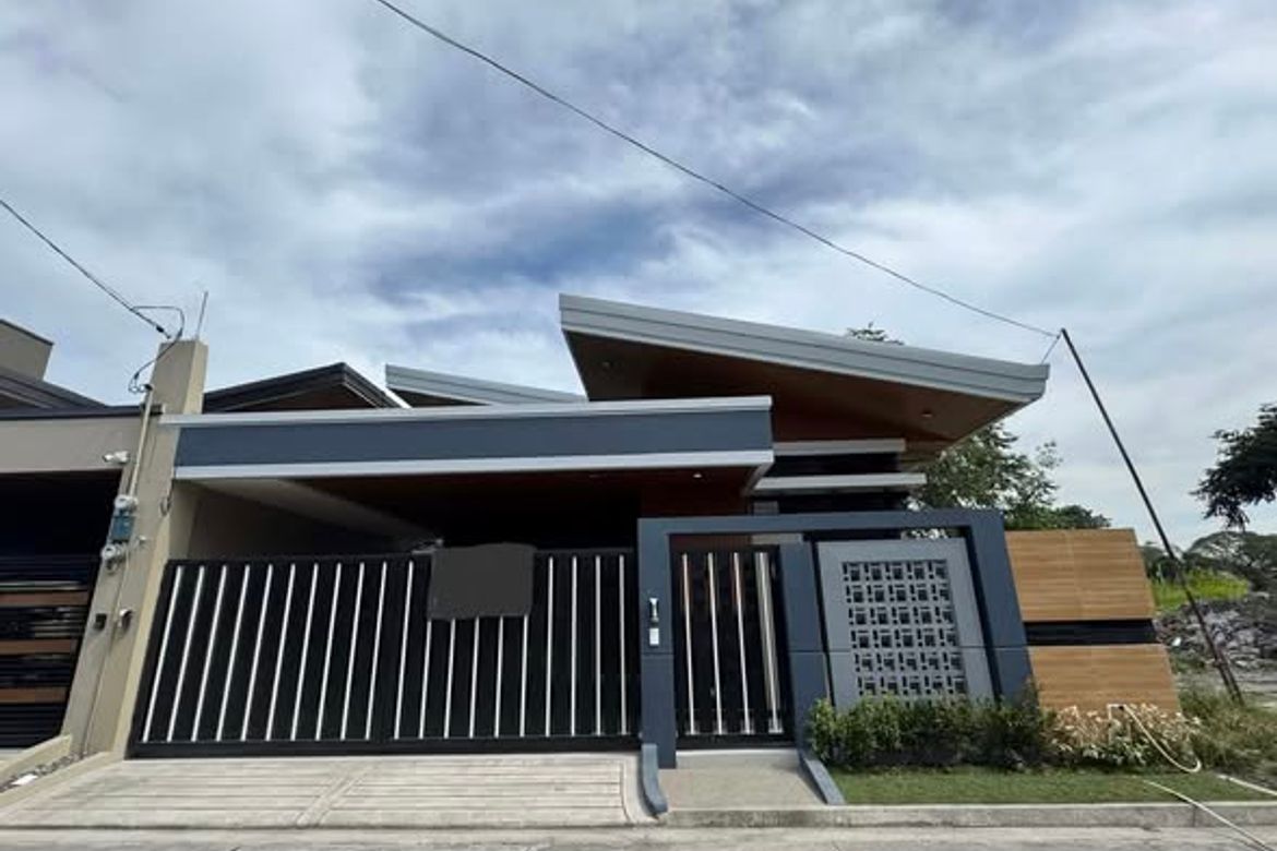 House for Sale in Pulung Maragul, Angeles, Pampanga