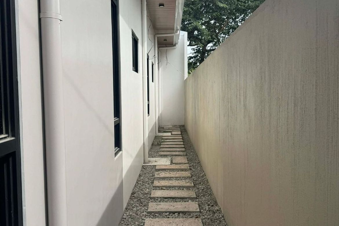 House for Sale in Pulung Maragul, Angeles, Pampanga – photo 6